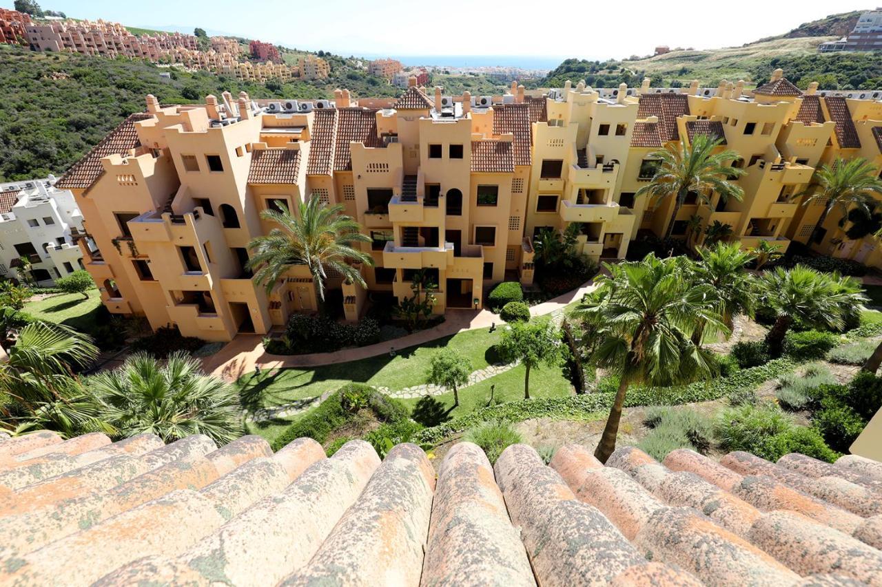 Duquesa Village Apartment - 2 Bed/2 Bath Apartment With Panoramic Sea Views Manilva Eksteriør billede