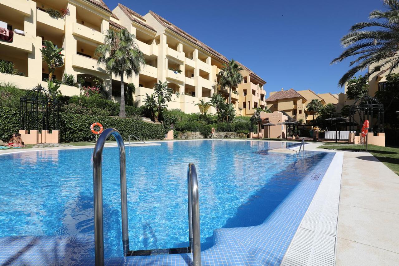 Duquesa Village Apartment - 2 Bed/2 Bath Apartment With Panoramic Sea Views Manilva Eksteriør billede